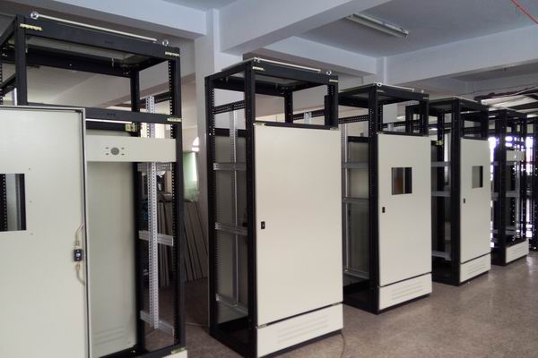 鸡西配电柜-3683厂家配电柜检修需要注意的